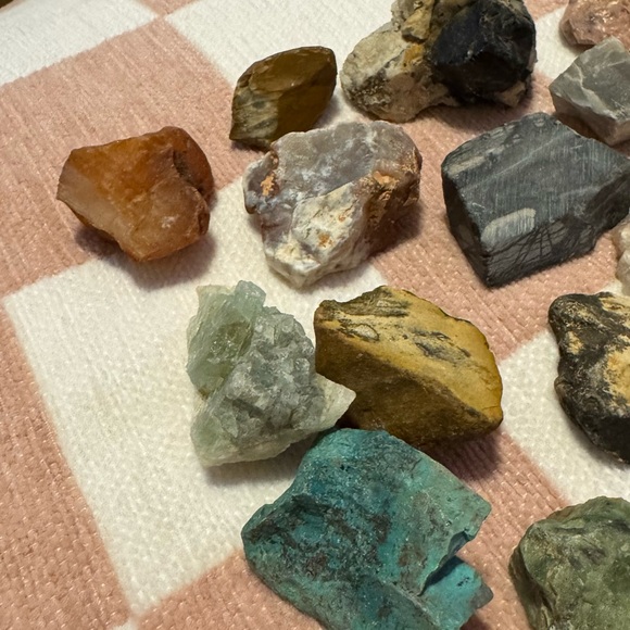 Assorted Natural Stone Collection - Multicolor - Picture 2 of 4